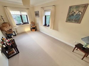 Bedroom- click for photo gallery